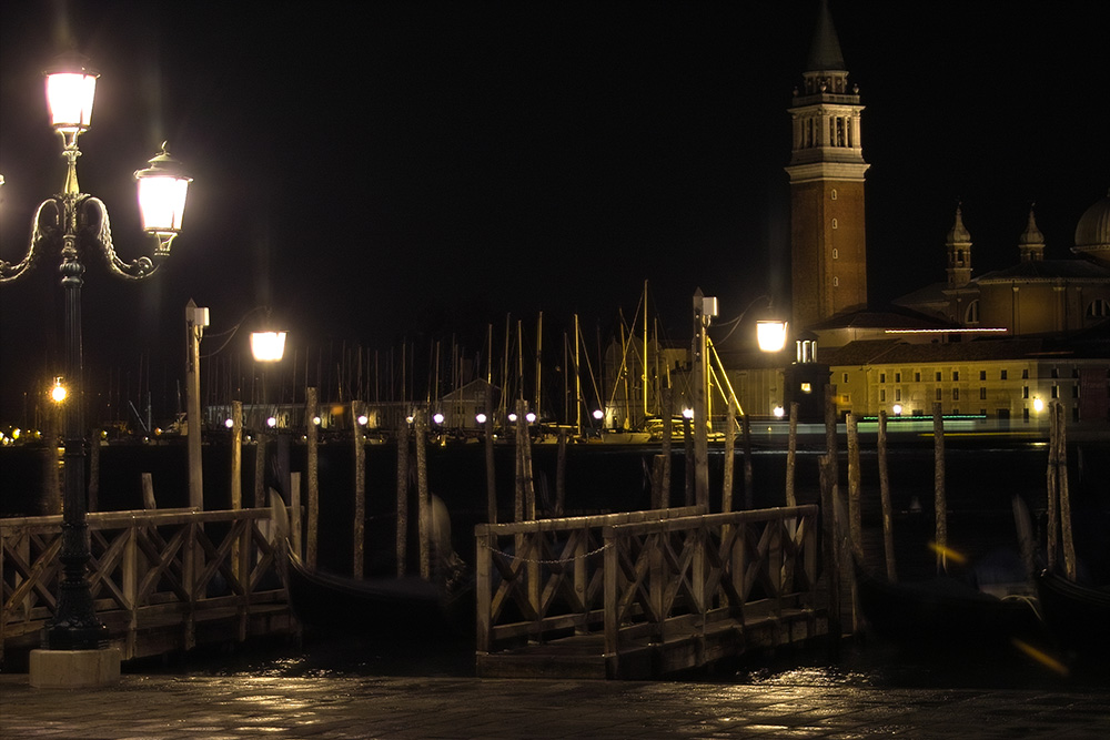 Venezia at night