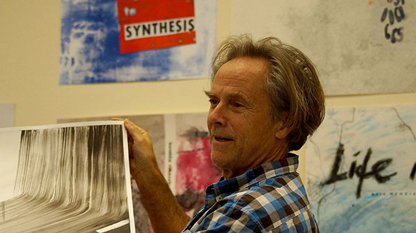 Prof. David Carson during the Workshop in Graphic Department