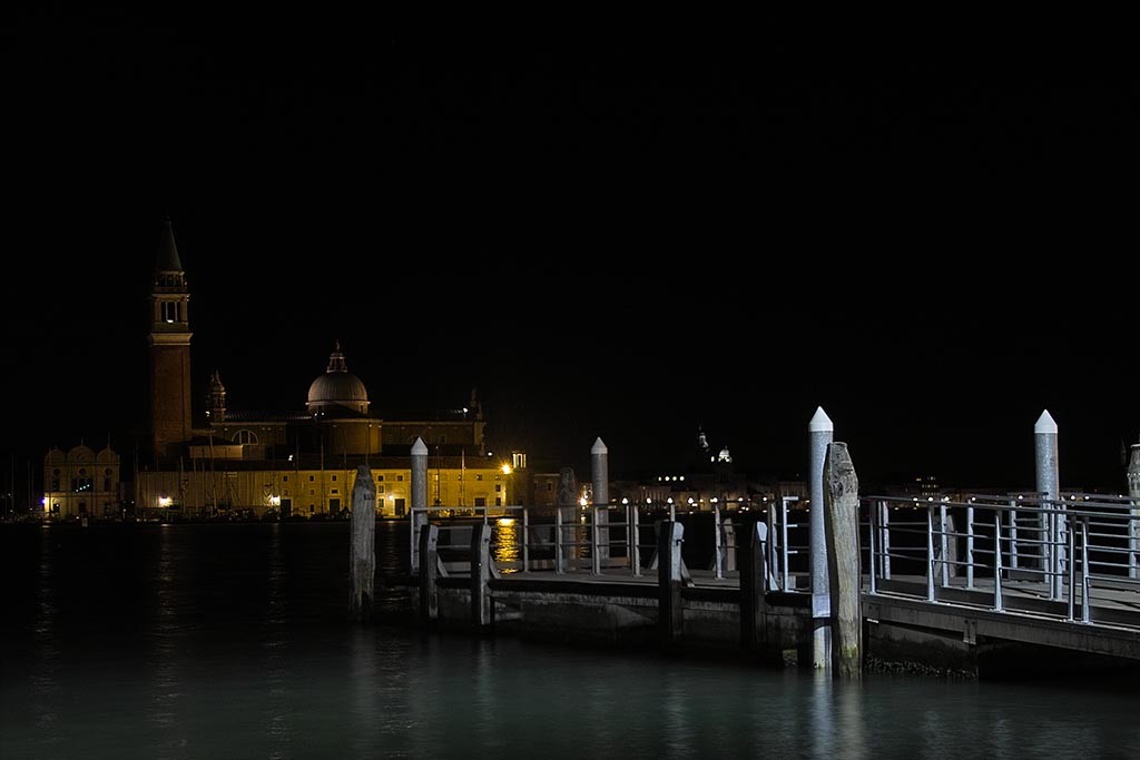 Venezia at night